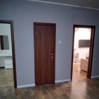 Сдается 2-х комнатная квартира, 77 м²