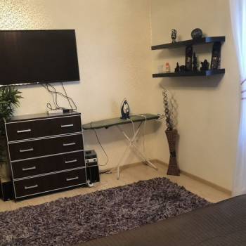 Продается 1-комнатная квартира, 39 м²