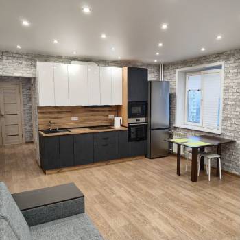 Продается 1-комнатная квартира, 56 м²