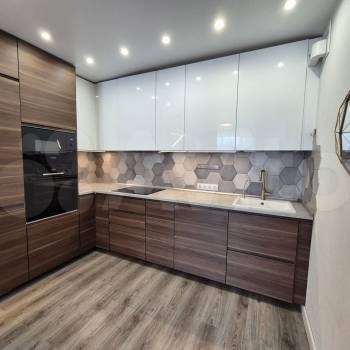 Продается 2-х комнатная квартира, 62 м²