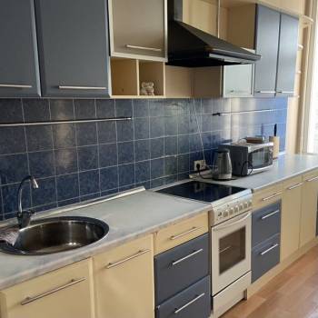 Сдается 1-комнатная квартира, 56 м²