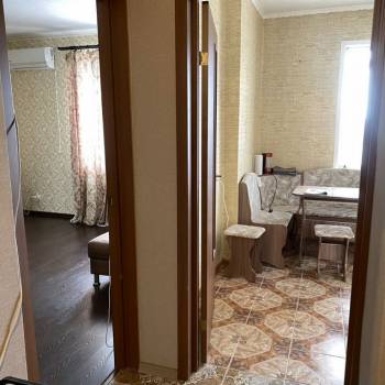 Сдается 1-комнатная квартира, 35 м²