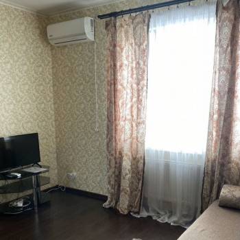 Сдается 1-комнатная квартира, 35 м²