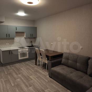 Сдается 1-комнатная квартира, 50 м²