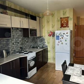 Сдается 1-комнатная квартира, 38 м²