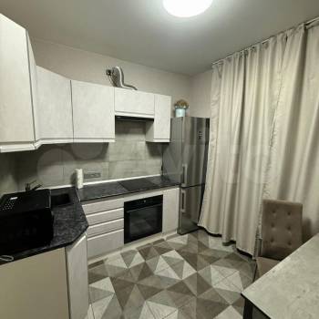 Сдается 1-комнатная квартира, 36,9 м²