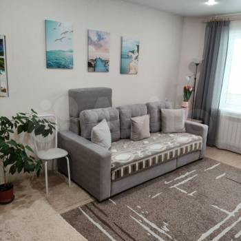 Продается 1-комнатная квартира, 37 м²