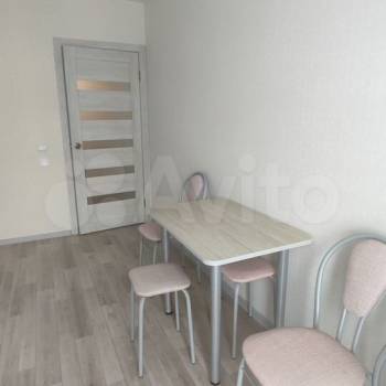 Сдается 1-комнатная квартира, 40,5 м²