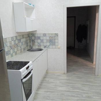 Сдается 1-комнатная квартира, 40 м²