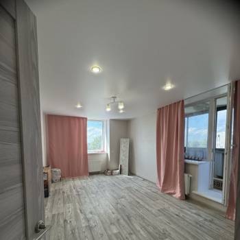 Продается 1-комнатная квартира, 53,1 м²