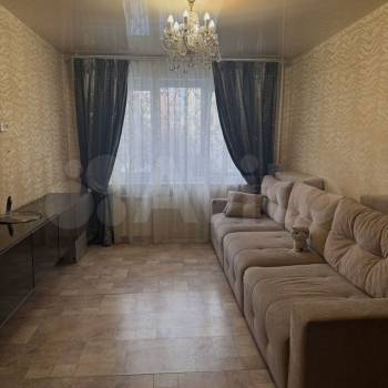 Сдается Многокомнатная квартира, 63 м²