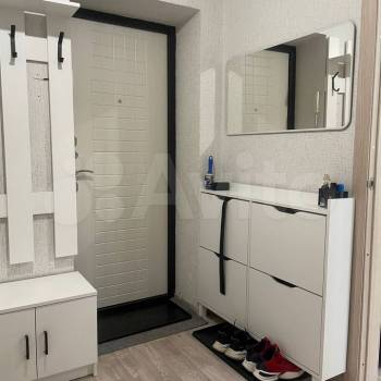 Продается 1-комнатная квартира, 38,6 м²