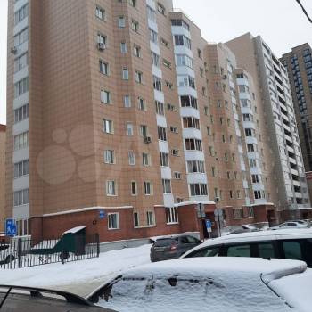 Сдается 1-комнатная квартира, 51 м²