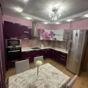 Сдается Многокомнатная квартира, 75 м²