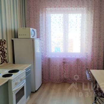 Сдается 1-комнатная квартира, 40 м²