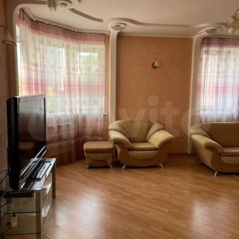 Сдается 2-х комнатная квартира, 77,4 м²