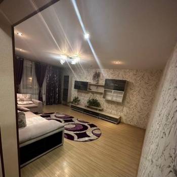 Сдается 2-х комнатная квартира, 80 м²