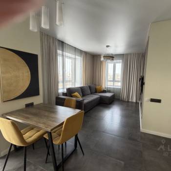 Сдается 1-комнатная квартира, 37 м²