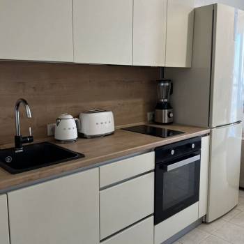 Продается 1-комнатная квартира, 46,2 м²