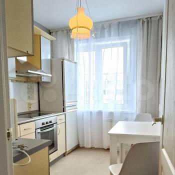 Сдается Многокомнатная квартира, 61 м²