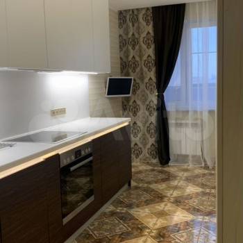 Сдается 1-комнатная квартира, 40 м²