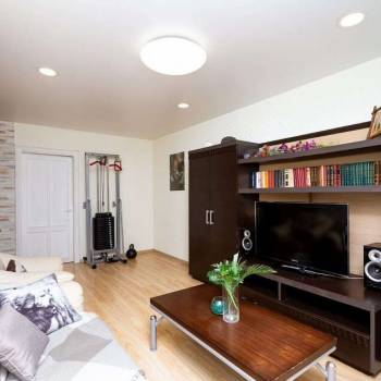 Сдается Многокомнатная квартира, 60 м²