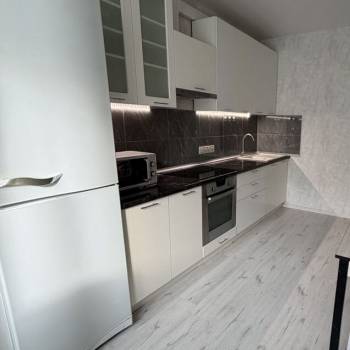 Сдается 2-х комнатная квартира, 56 м²