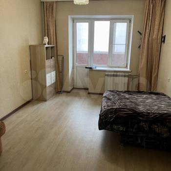 Сдается 1-комнатная квартира, 39 м²