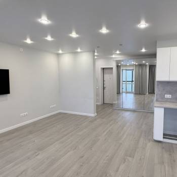 Продается 1-комнатная квартира, 55,8 м²