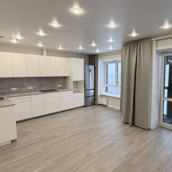 Продается 1-комнатная квартира, 55,8 м²
