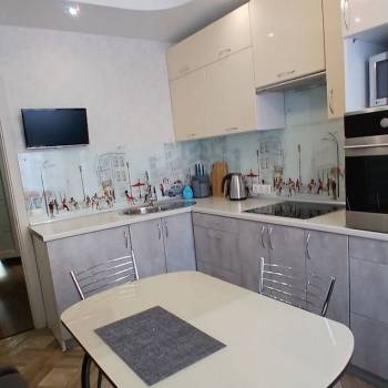 Сдается 1-комнатная квартира, 42,2 м²