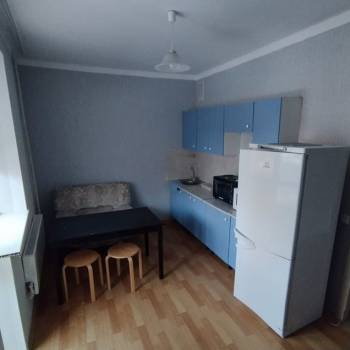 Сдается 1-комнатная квартира, 50 м²