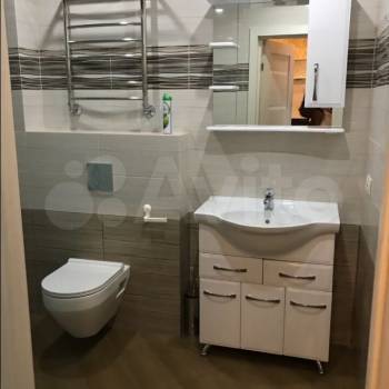 Сдается Многокомнатная квартира, 64 м²