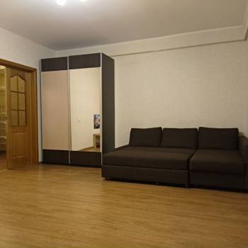 Сдается 1-комнатная квартира, 43 м²