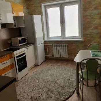 Сдается 1-комнатная квартира, 38 м²