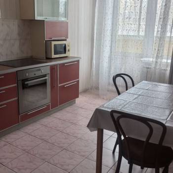 Сдается 2-х комнатная квартира, 51,2 м²