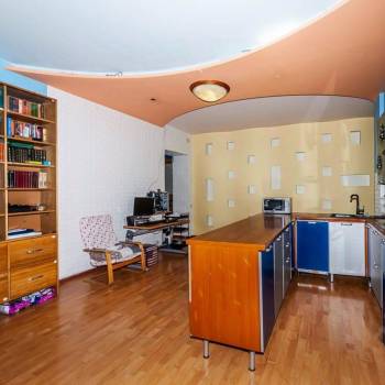 Продается Многокомнатная квартира, 168,5 м²