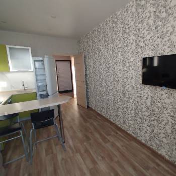 Сдается 1-комнатная квартира, 40 м²