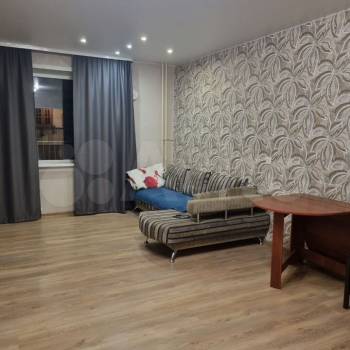 Сдается 1-комнатная квартира, 39 м²