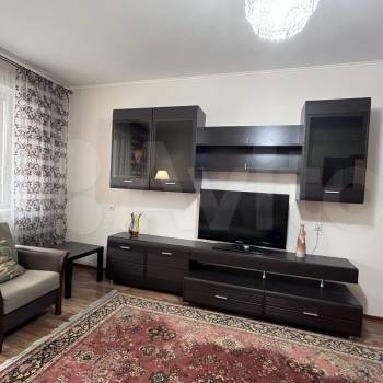 Сдается 2-х комнатная квартира, 59,6 м²