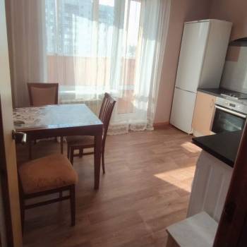 Сдается 1-комнатная квартира, 40 м²