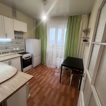 Сдается 1-комнатная квартира, 45 м²