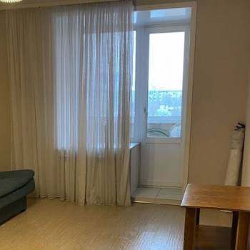 Сдается 1-комнатная квартира, 48 м²