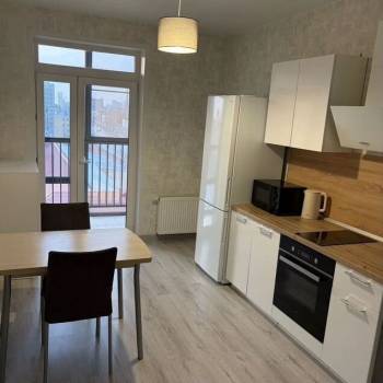 Сдается 1-комнатная квартира, 41 м²