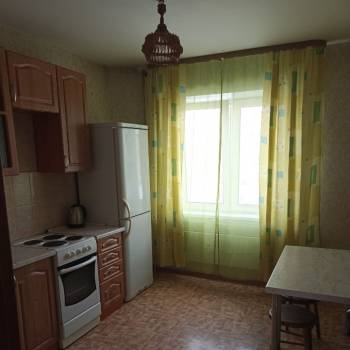 Сдается 1-комнатная квартира, 37 м²