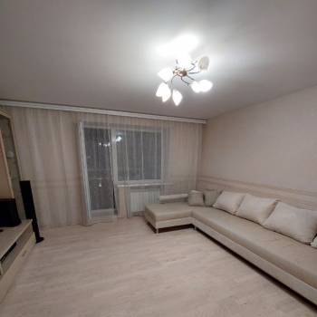 Сдается Многокомнатная квартира, 85 м²