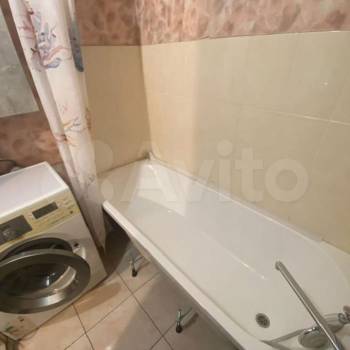 Продается 1-комнатная квартира, 38 м²