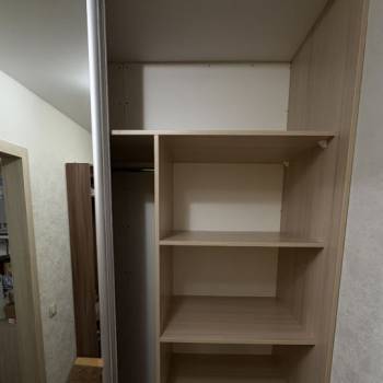 Продается 1-комнатная квартира, 42 м²