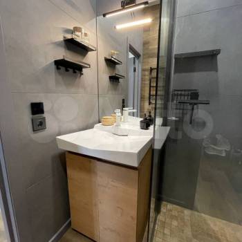 Продается 1-комнатная квартира, 48 м²