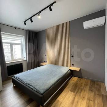 Продается 1-комнатная квартира, 48 м²